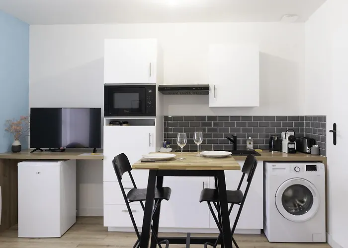 Centre ? ? 24m² ? Cuisne ? Wifi ? Neuf! * Segré