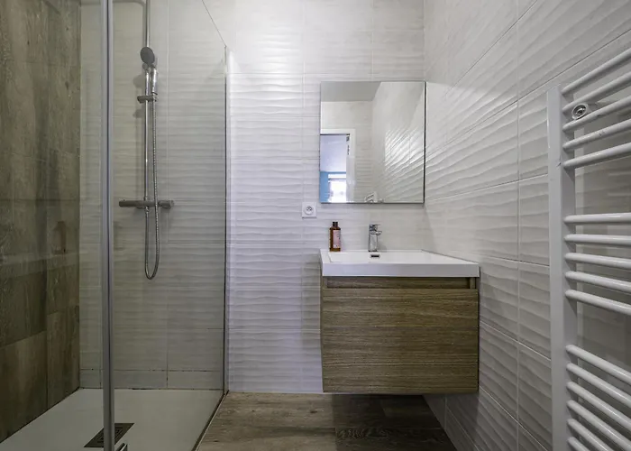 Centre ? ? 24m² ? Cuisne ? Wifi ? Neuf! Διαμέρισμα *